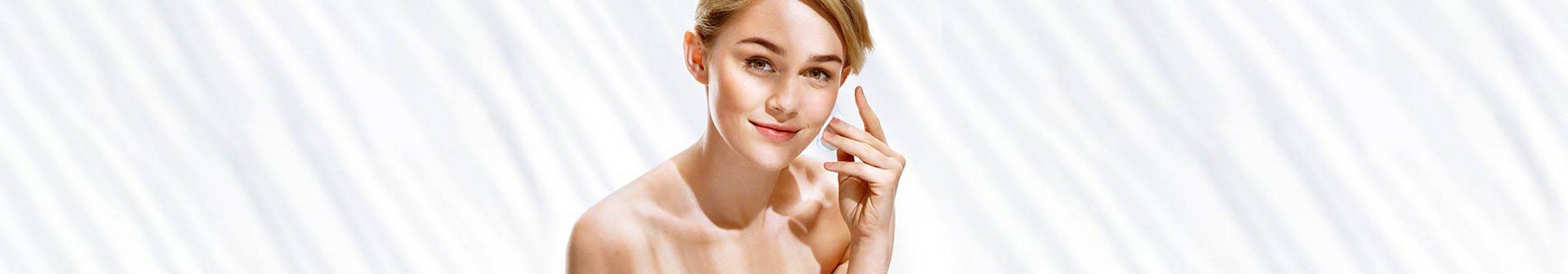 4 Πράγματα που πρέπει να ξέρεις για το καθαρισμό του προσώπου