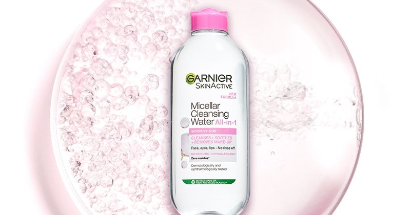 Ρουτίνα περιποίησης προσώπου: 4 απλά βήματα καθημερινής ομορφιάς 