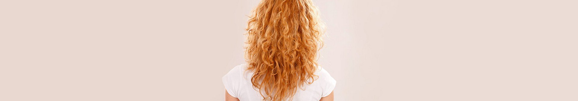 Πώς να αναδείξετε στο μέγιστο τη κόκκινη βαφή μαλλιών