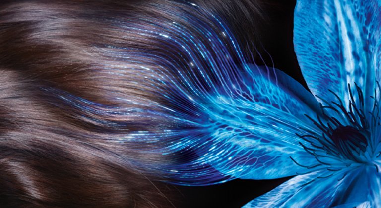 4 συμβουλές για λιπαρά μαλλιά με ξηρές άκρες