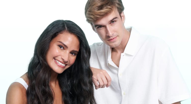 Αλόη στα σγουρά μαλλιά