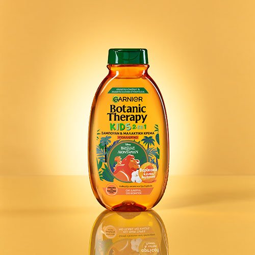 Apricot Shampoo Packshot